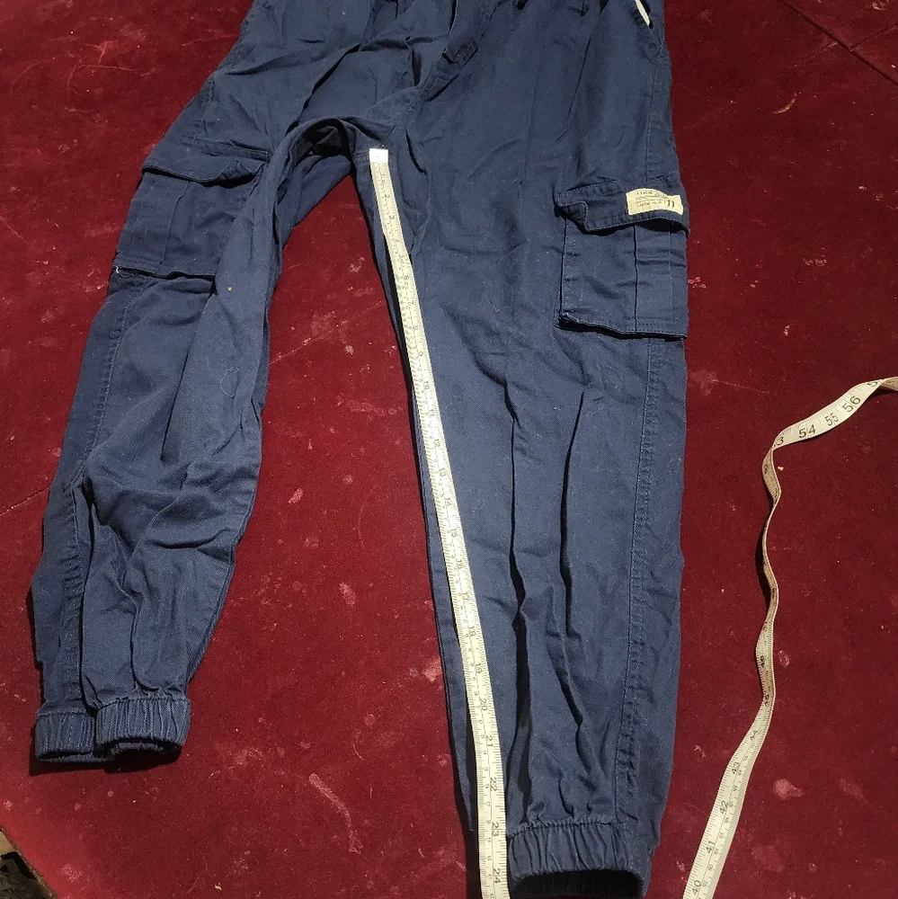 SHEIN Joggers - Picture 3 of 9